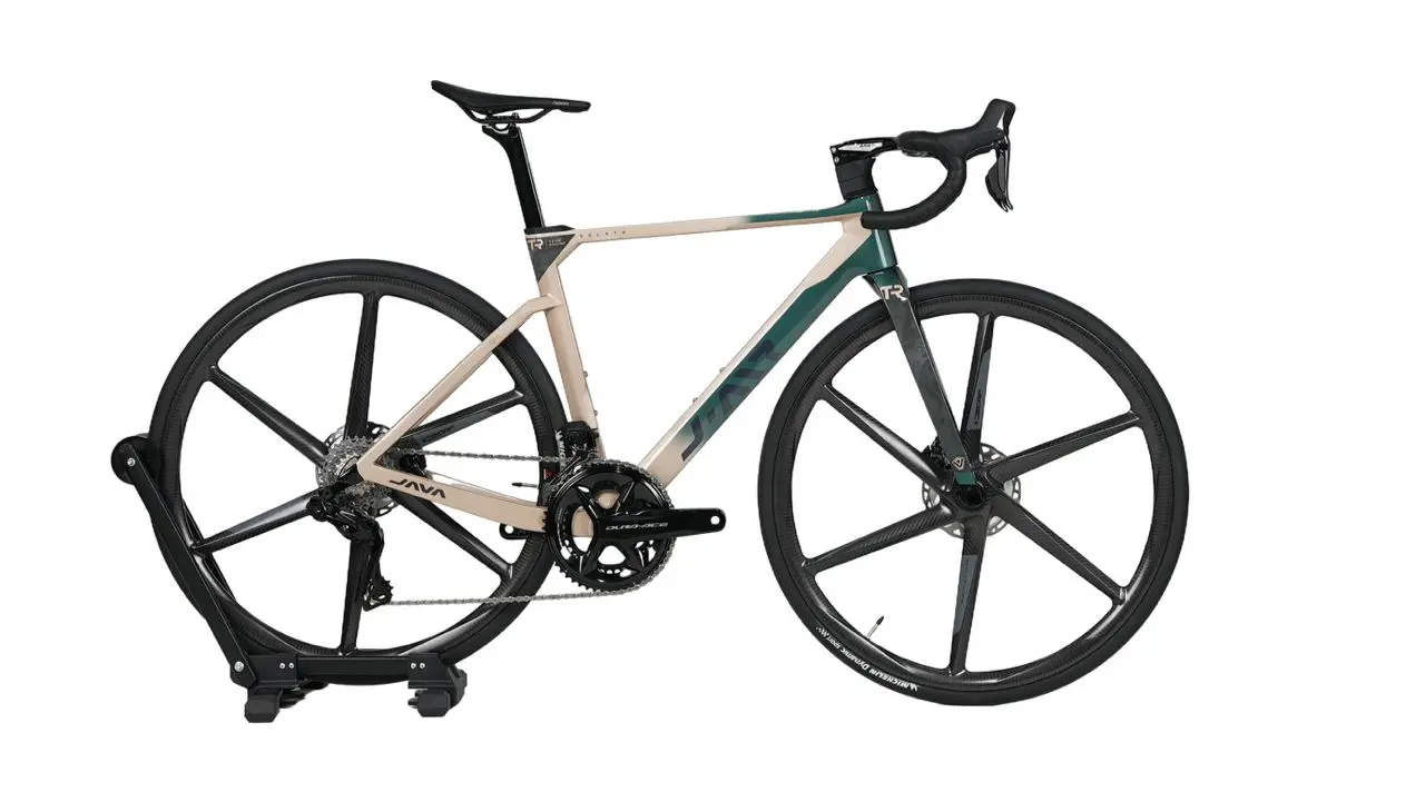 java Volata TR, bicicleta de carbono con cambios electronico durace
